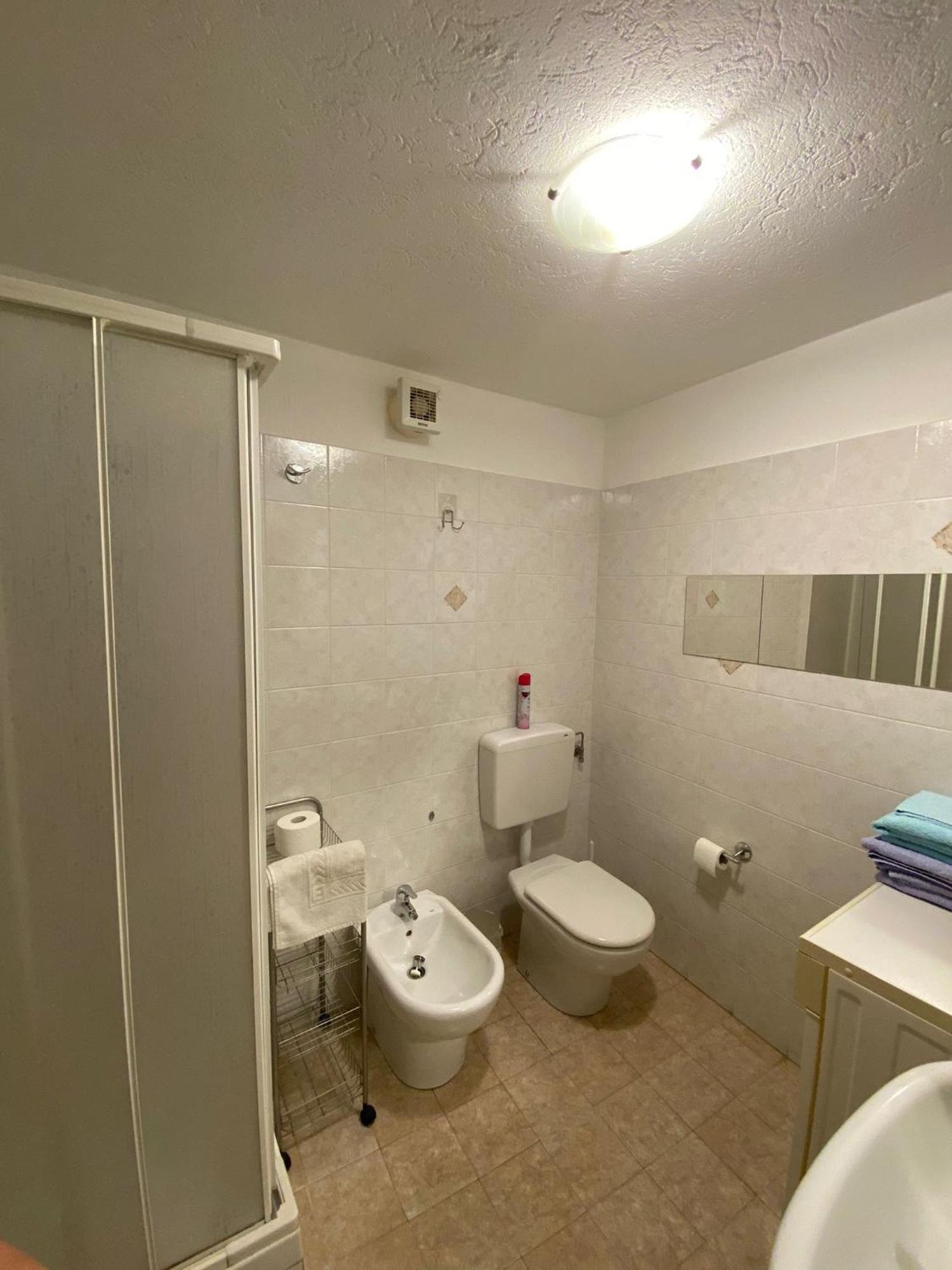 Casa Vacanze A La Salle Luaran gambar