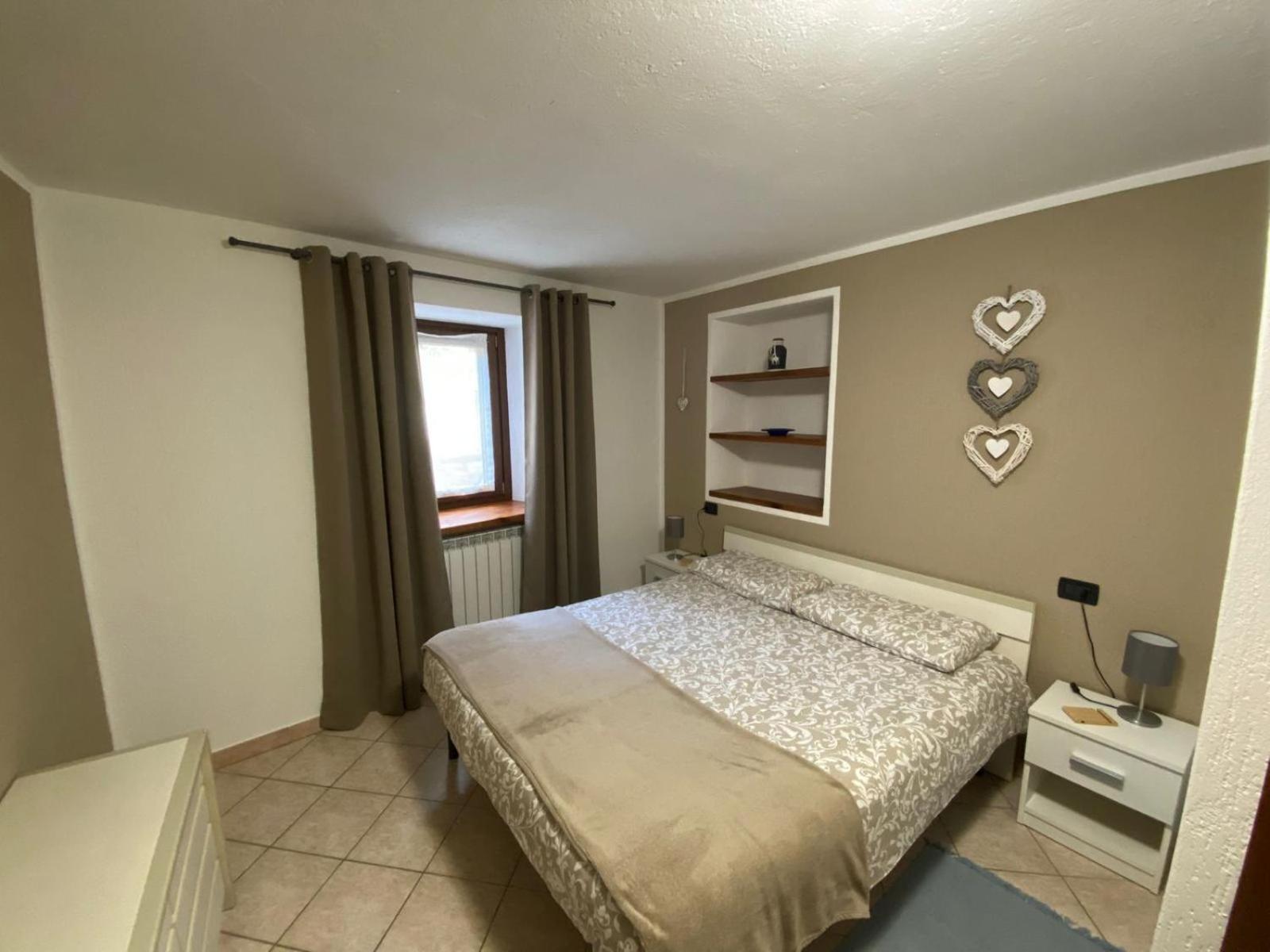 Casa Vacanze A La Salle Luaran gambar