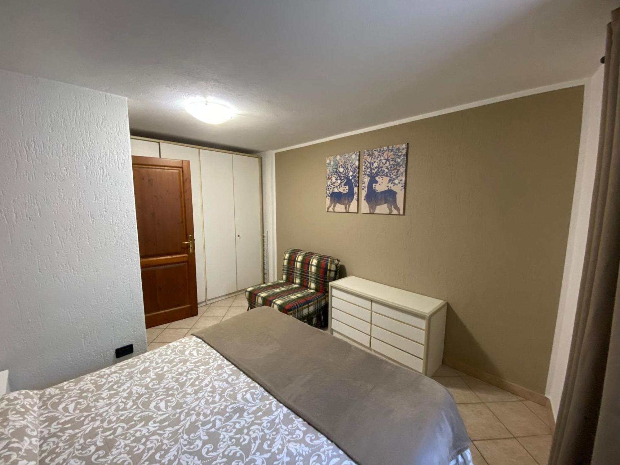 Casa Vacanze A La Salle Luaran gambar
