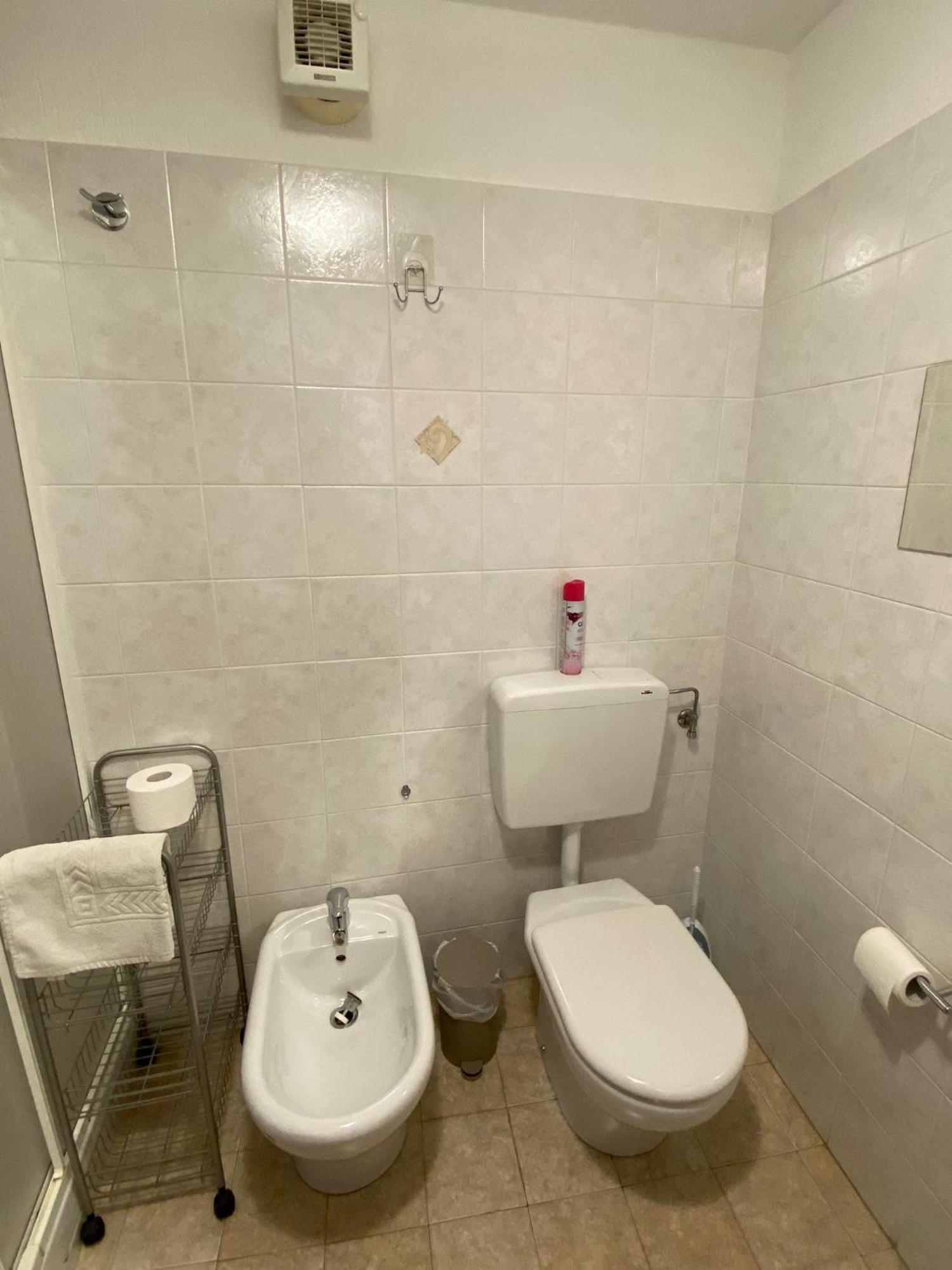 Casa Vacanze A La Salle Luaran gambar