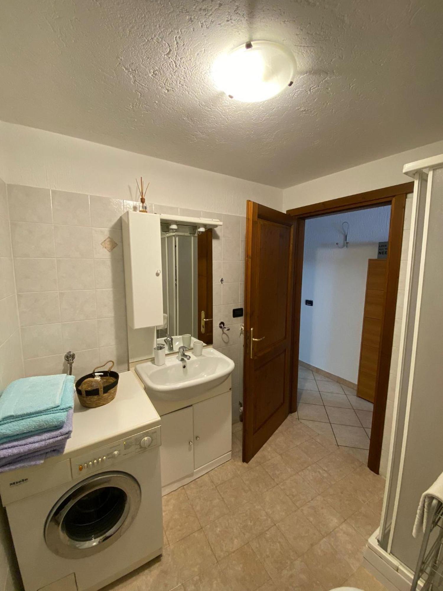 Casa Vacanze A La Salle Luaran gambar